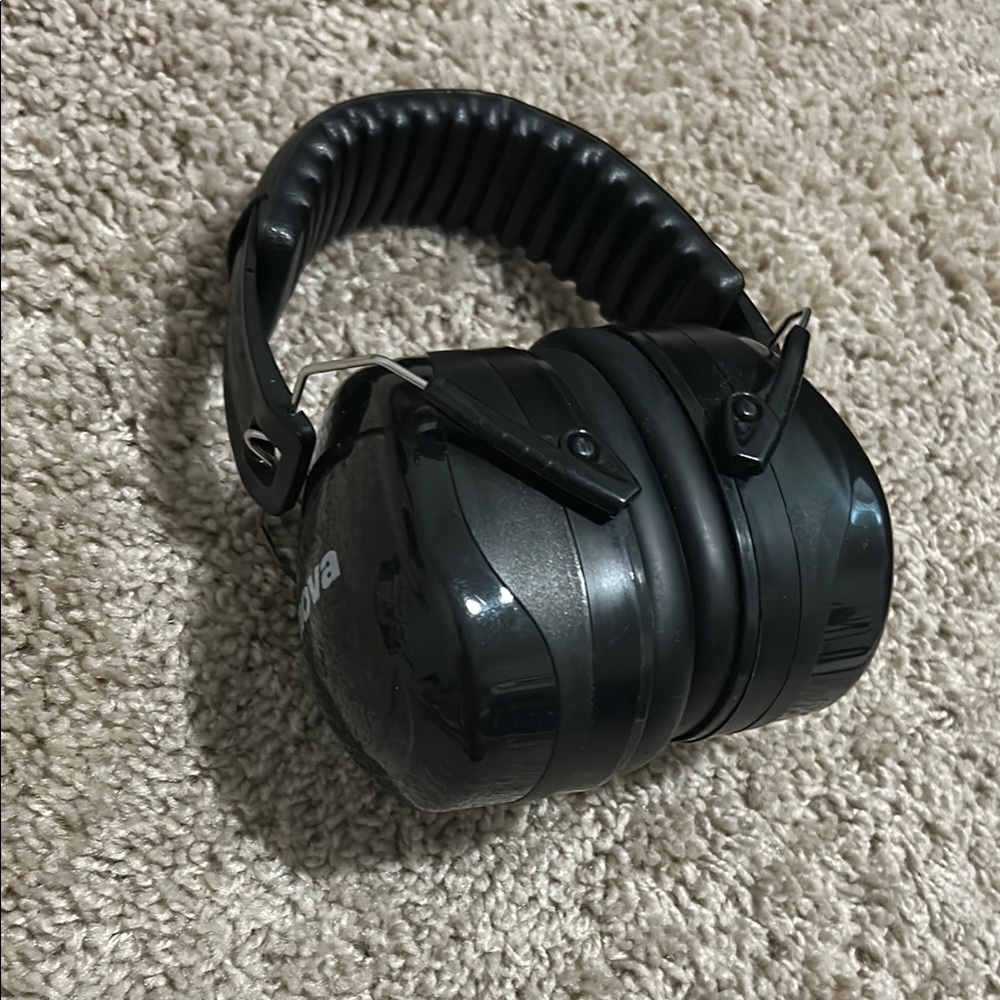 Black Noise-Cancelling Headphones